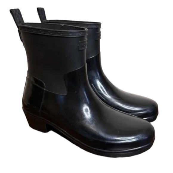 Hunter Shoes - HUNTER Low Block Heel Women’s Refined Gloss Biker Rain Boots Size 8